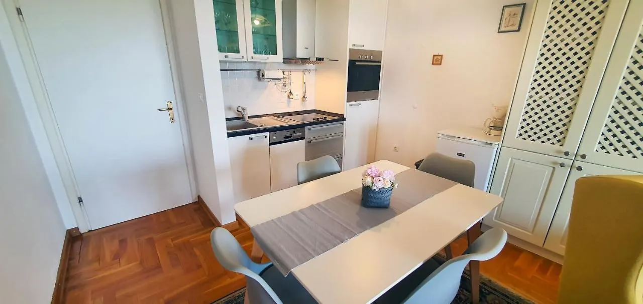 Panorama Apartment Tar-Vabriga