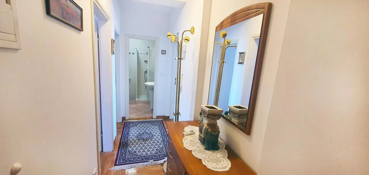 Panorama Apartment Tar-Vabriga Croatia